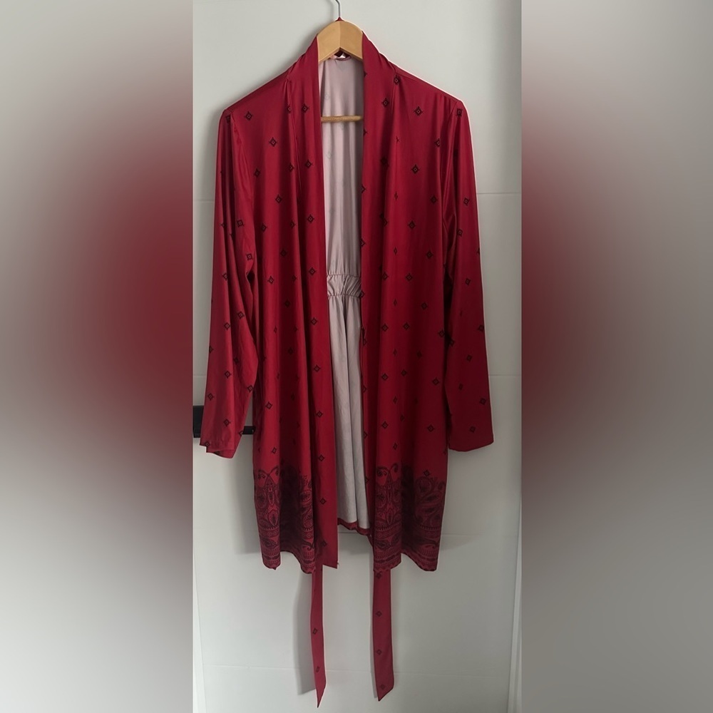 La Vie En Rose Kimono- Size L/XL